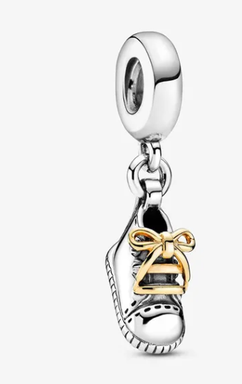 Navlékací přívěsek bota s mašličkou Shoe