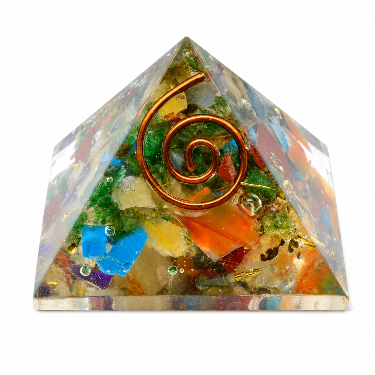 Minerální pyramida z orgonitu Transformace
