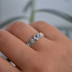 Stříbrný prsten akvamarín