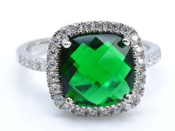 Stříbrný prsten zelený zirkon