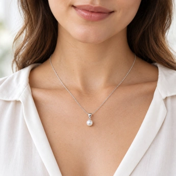 Stříbrný přívěsek s bílou říční perlou 6 mm Perlia