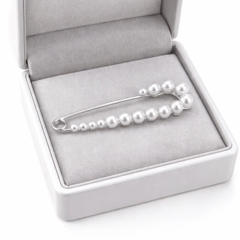 Brož Špendlík s perličkami Stříbrná