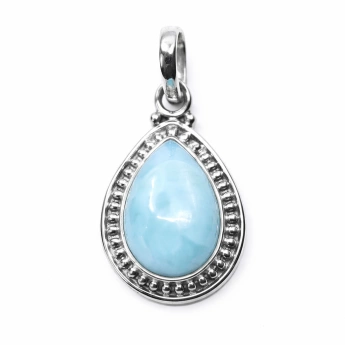 Stříbrný přívěsek s larimarem Attraction