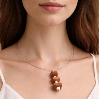 Ocelový náhrdelník s magnezitem Kamila