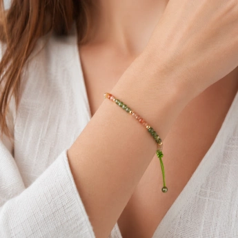 Minerální náramek s olivínem a slunečním kamenem Verde