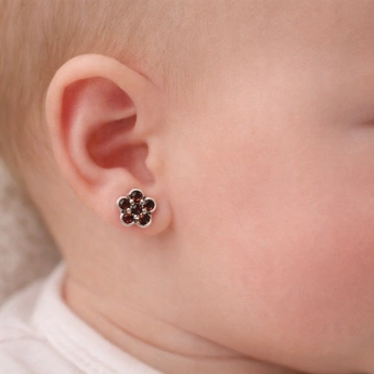 Stříbrné náušnice kytičky český granát Squard