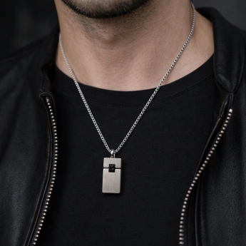 Ocelový náhrdelník s onyxem Axell