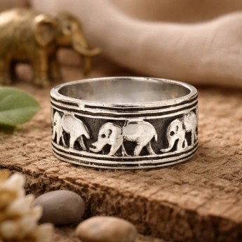 Stříbrný prsten slon Animalo