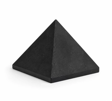 Minerální pyramida ze šungitu Štít