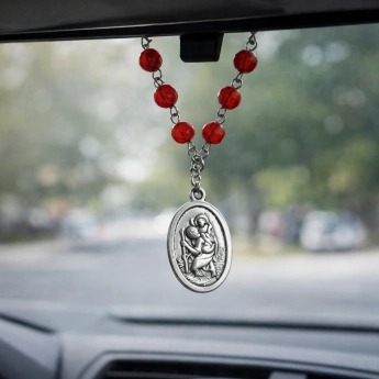 Náramek s brazilským rubínem a medailonky Kryštof