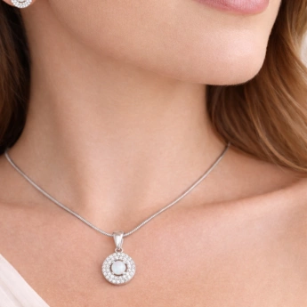 Stříbrná souprava s bílým opálem a zirkony Werto