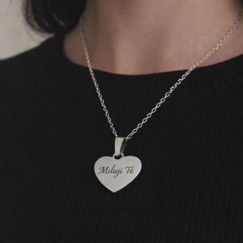 Přívěsek z chirurgické oceli srdce více velikostí Mercy