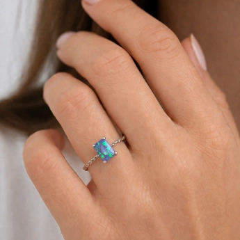 Stříbrný řetízkový prsten obdélník s modrým opálem Stanley