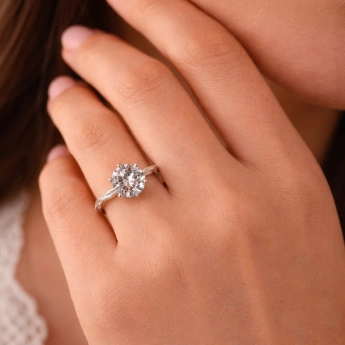 Stříbrný prsten se zirkonem Norelle