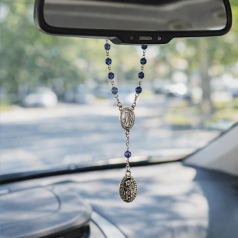 Náramek s tanzanitem a medailonky Kryštof