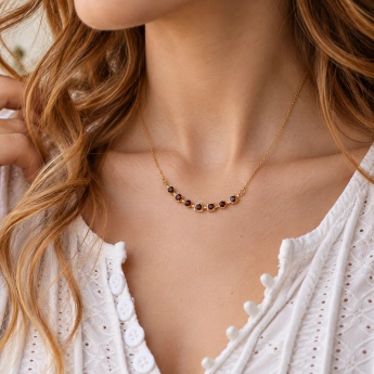 Stříbrný zlacený náhrdelník s českým granátem Fynera