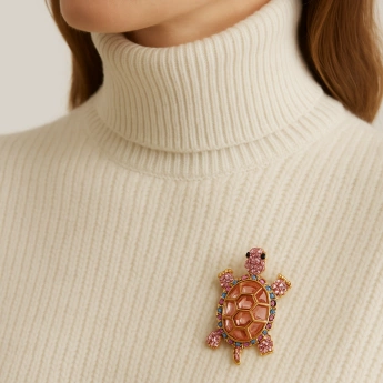 Brož - HELLO KITTY 7157