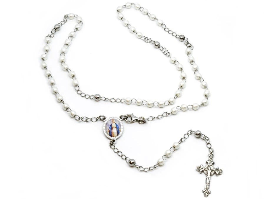 Stříbrný náhrdelník růženec s perleťovými korálky