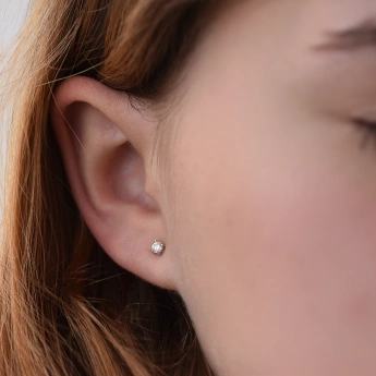 Stříbrné náušnice pecky s moissanitem Matea 3mm