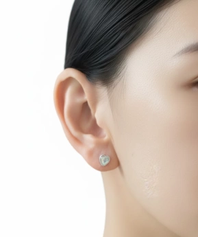 Stříbrné náušnice srdíčka s měsíčním kamenem Arcane