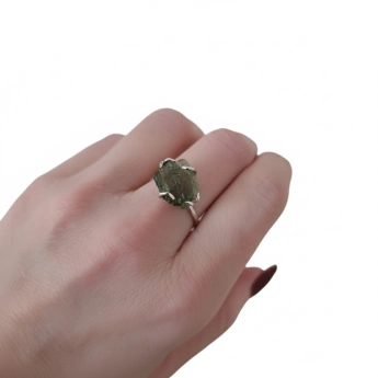 Stříbrný prsten vltavín Vltajs