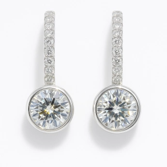 Stříbrné náušnice s moissanitem Marsy