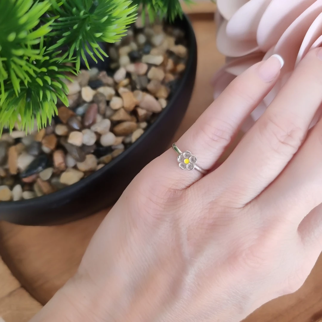Dětský stříbrný prsten s motivem sedmikrásky Daisy