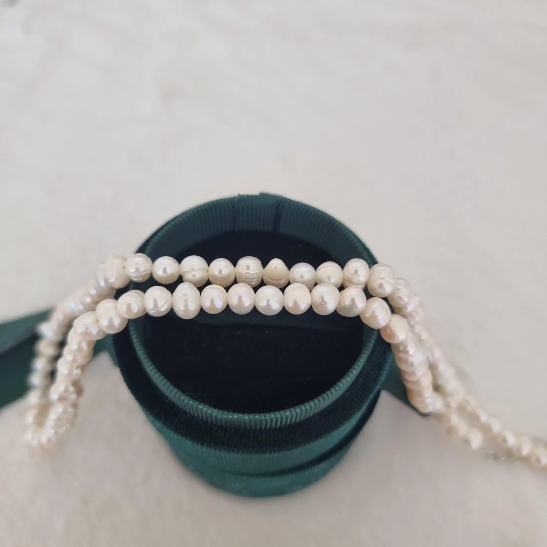 Náhrdelník říční perly bílé