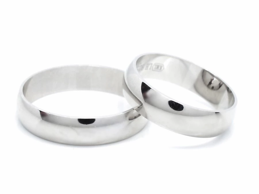 Stříbrný prsten snubní 4 mm