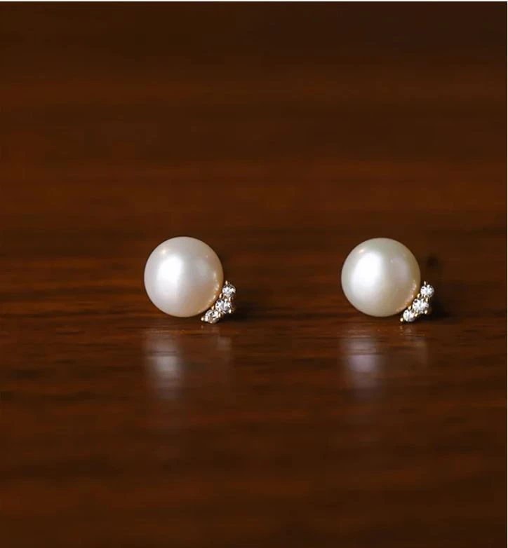 Náušnice bílá perla se zirkony