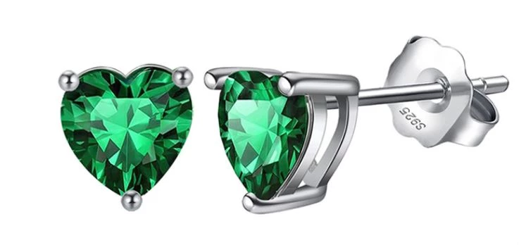 Stříbrné náušnice srdce se zirkonem Lovea