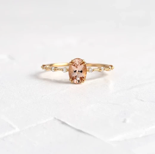 Stříbrný zlacený prsten s Rose gold zirkonem Evelyn