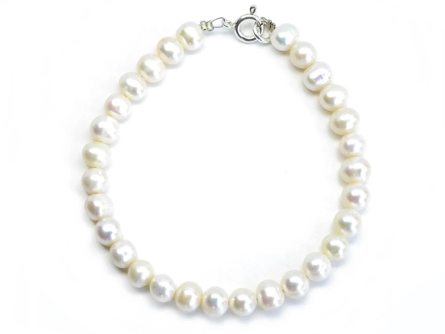 Stříbrný náramek říční perly bílé 6 mm AA