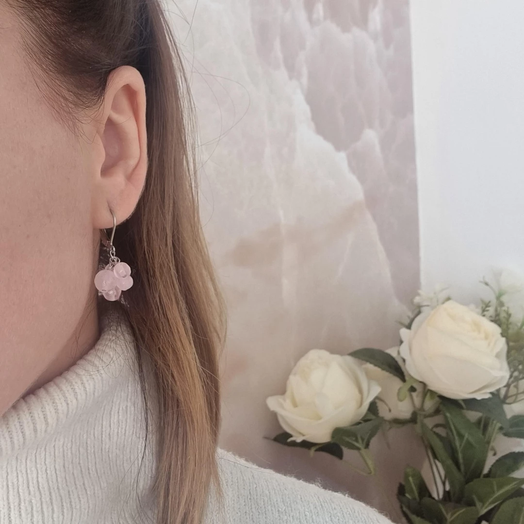 Ocelové náušnice s růženínem cluster Blush