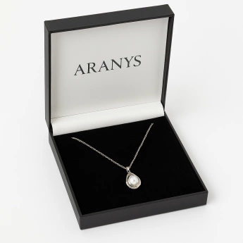 White Harmony – náhrdelník z chirurgické oceli s perlou