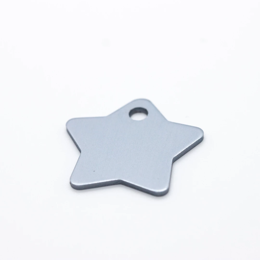 Hliníková psí známka s gravírováním Hvězda Stříbrná