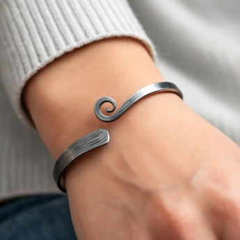 Ocelový náramek Onasis