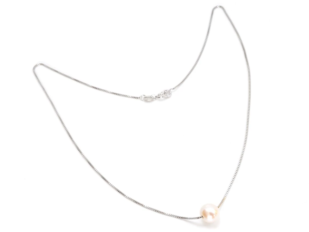 Stříbrný náhrdelník perla - bílá