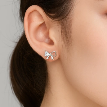 Stříbrné náušnice mašličky Juniper