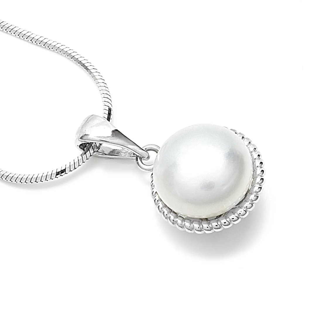 Stříbrný přívěsek perla
