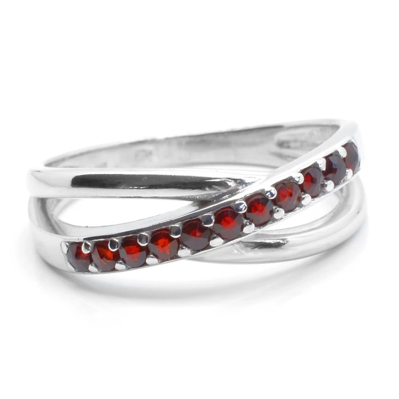 Stříbrný prsten Elegant český granát