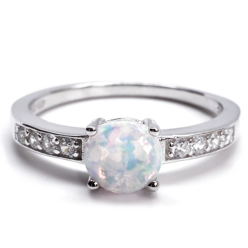 Stříbrný prsten s bílým opálem a zirkony Linna