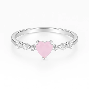 Stříbrný prsten se zirkonovým srdíčkem Romance