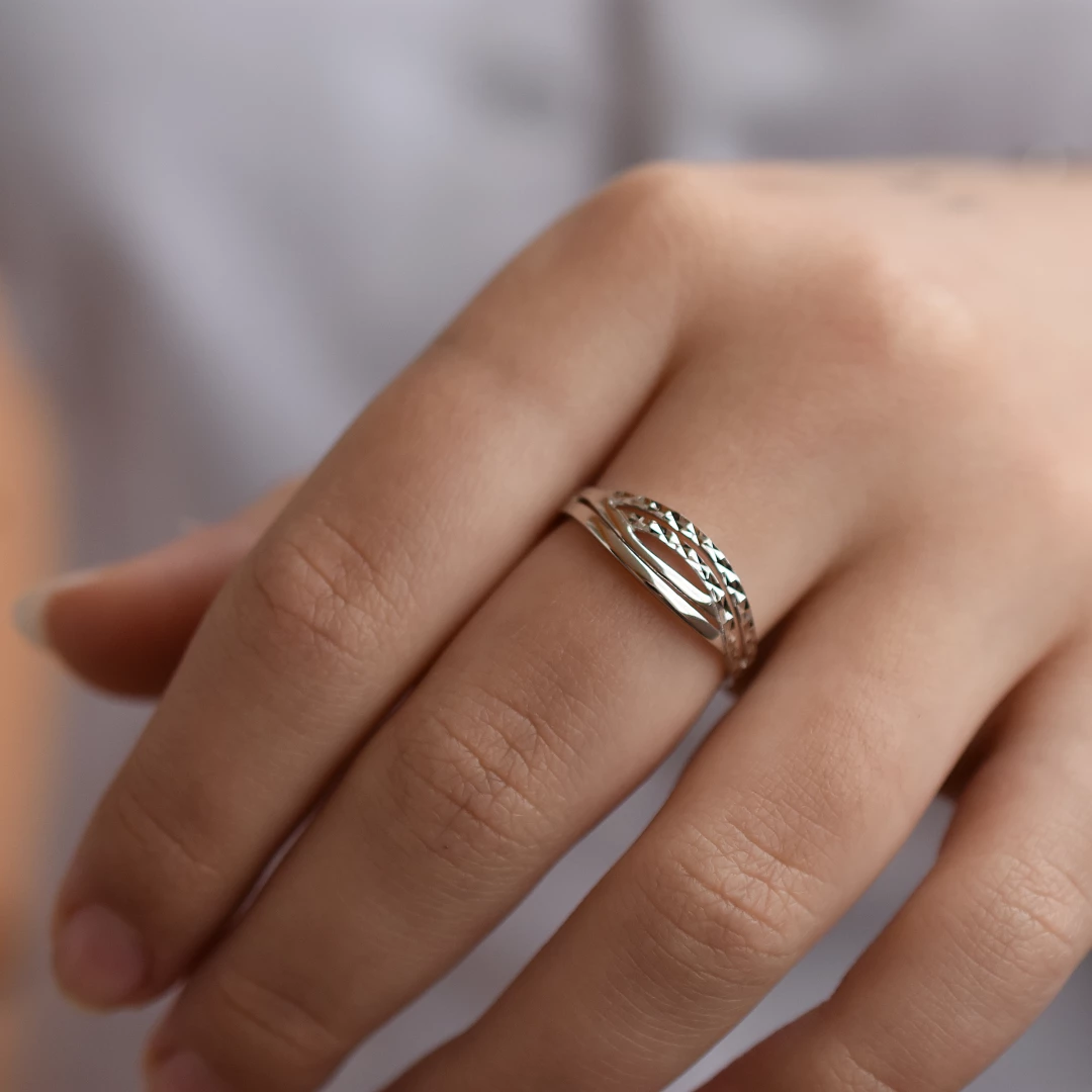 Jemný stříbrný prsten Dell