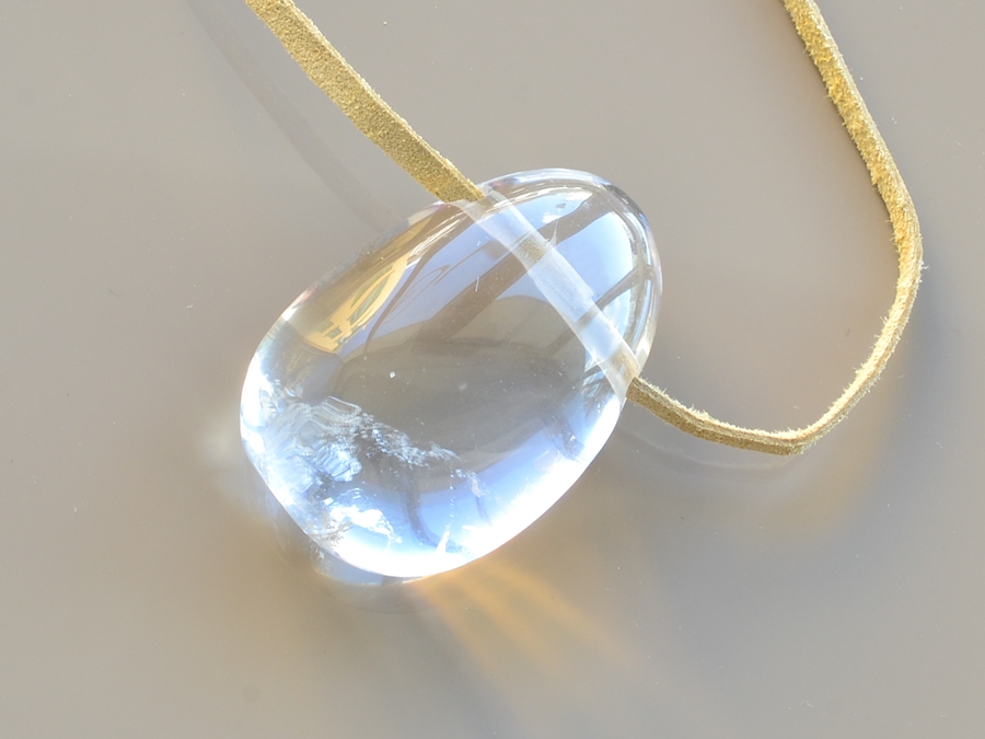 Křišťálový přívěsek