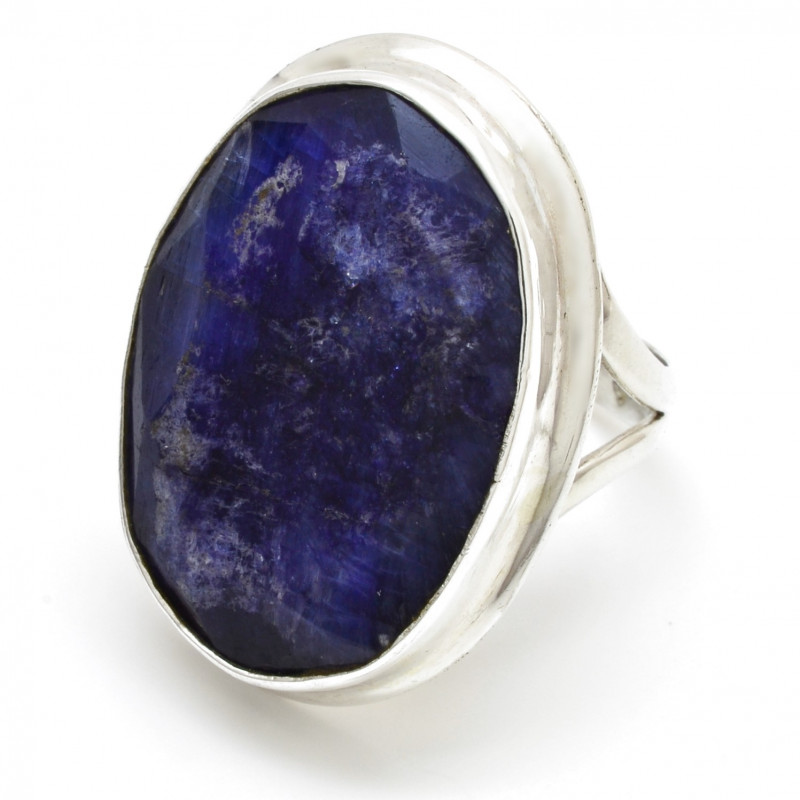 Stříbrný prsten safír