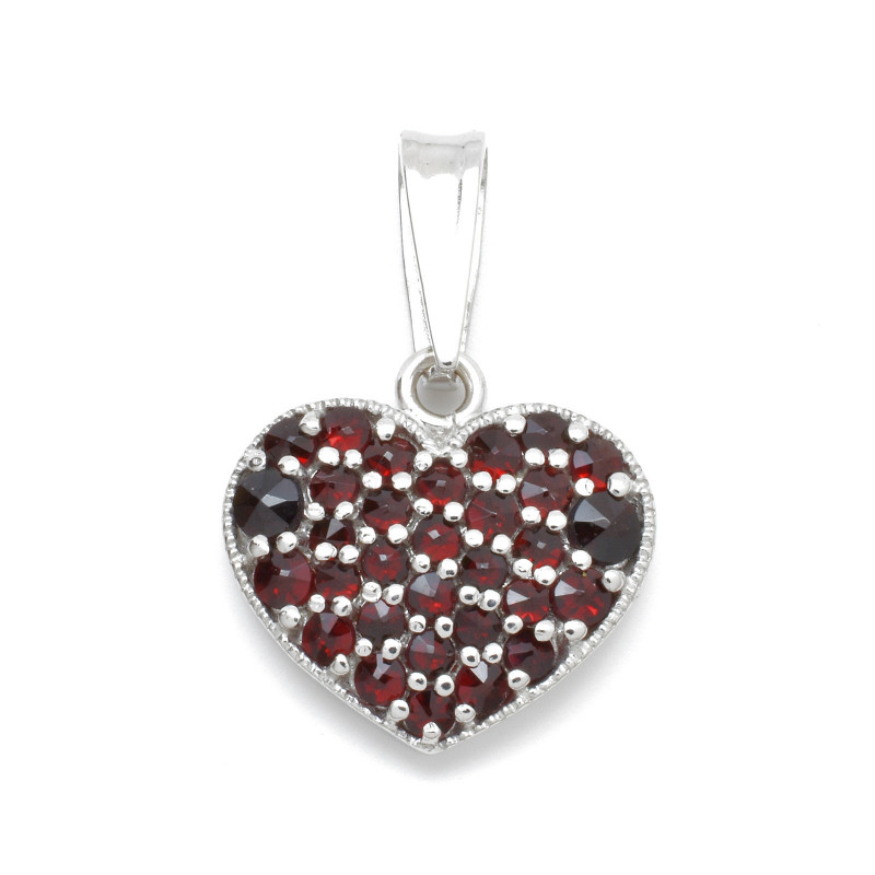 Stříbrný přívěsek srdce s českými granáty
