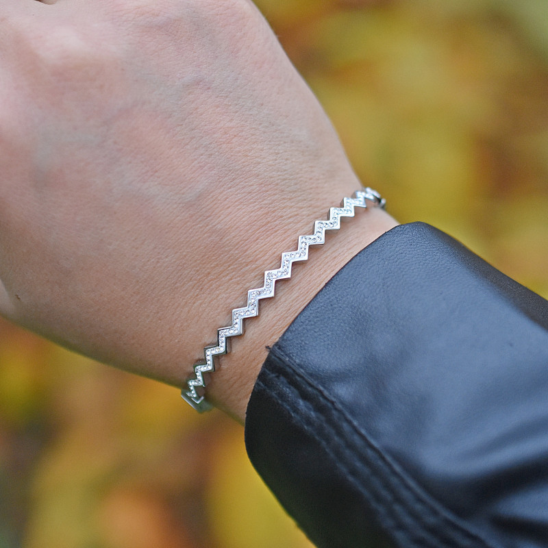 Pevný náramek se třpytivými kamínky